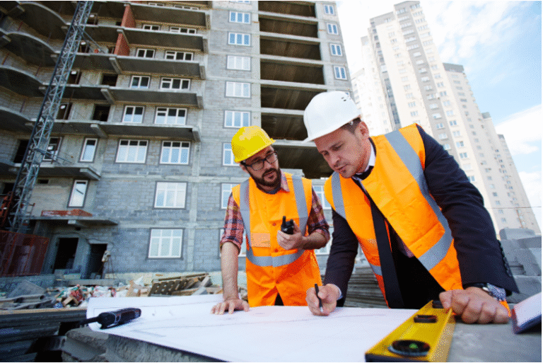 5 Essential Tips for Constructing a Commercial Building