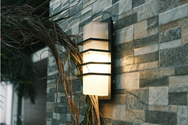 How Outdoor Lighting Can Improve Exterior Spaces